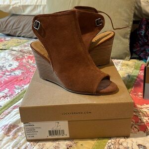 Lucky slip on suede sandal size 9 1/2